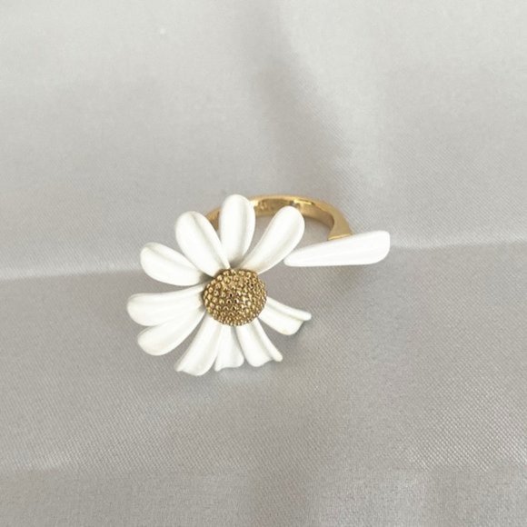 Kate Spade Beautiful Daisy Flower Ring Size7